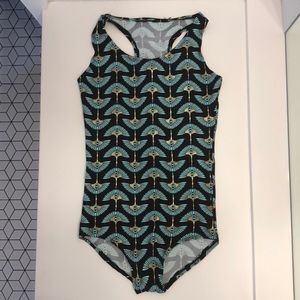 Weightlifting singlet.